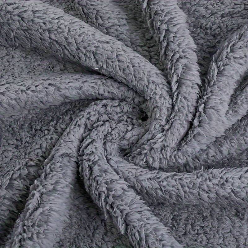 Cozy Fleece Blanket in , – Huisdierentempel